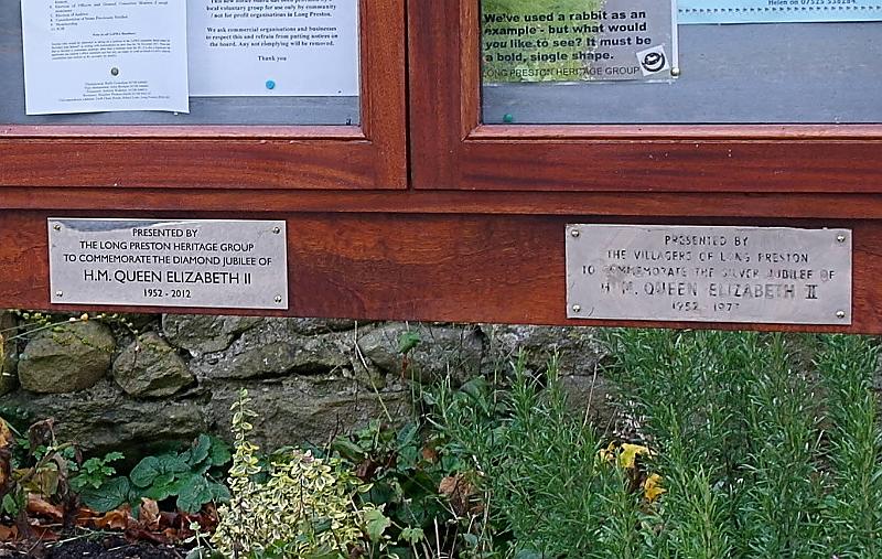 NB24.jpg - The one on the right is the original one from the old notice board.
